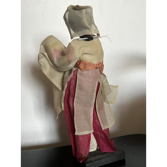 Vintage Korean Cloth Doll 10”  Wearing Traditional Hanbok With Wood Stand - Picture 3 of 12